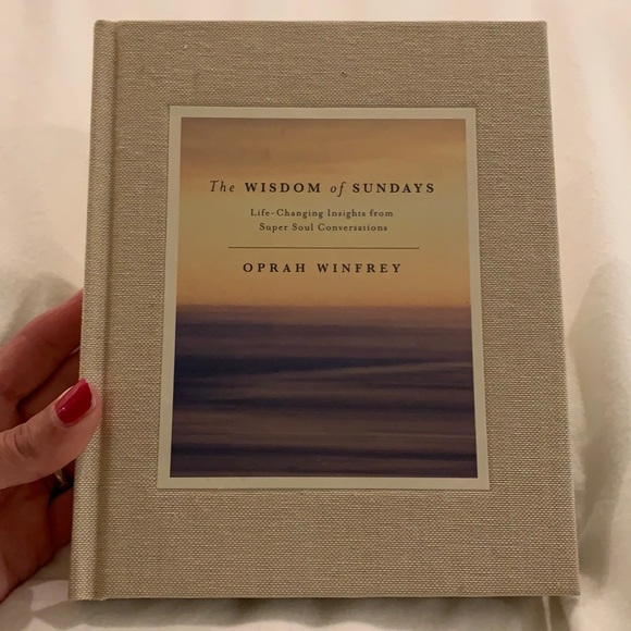 Other - Oprah Winfrey book - the wisdom of Sunday’s